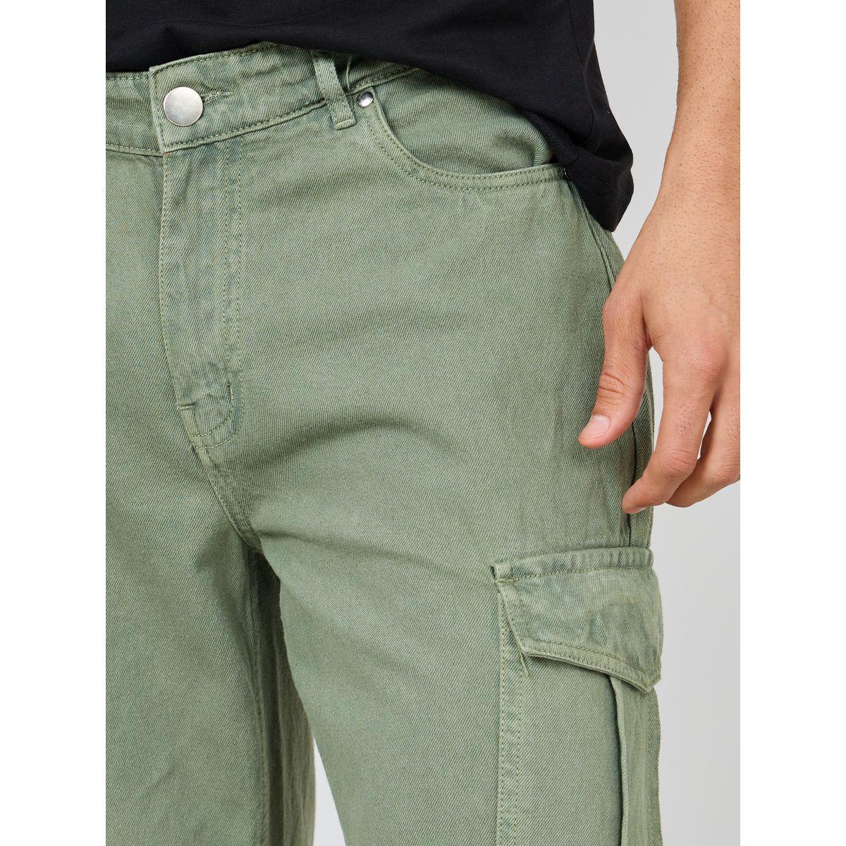 جينز بقصة مستقمية وجيوب كارجو-men-clothing-bottoms-jeans-image-3