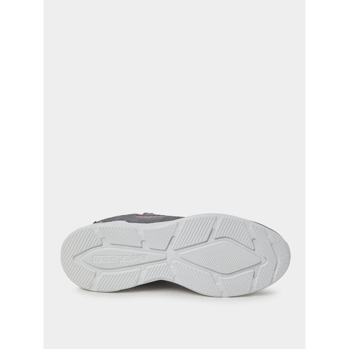Red Tape Low Top Logo Detail Slip On Shoes-men-shoes-sneakers-image-6
