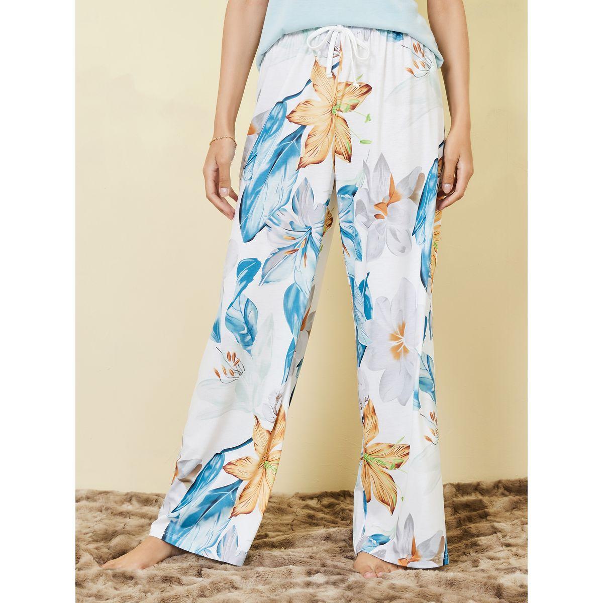 Styli Unwind Ruffle Sleeves T-shirt and Floral Print Wide Leg Pyjama Set-women-clothing-nightwear-pyjamas-longsets-image-5