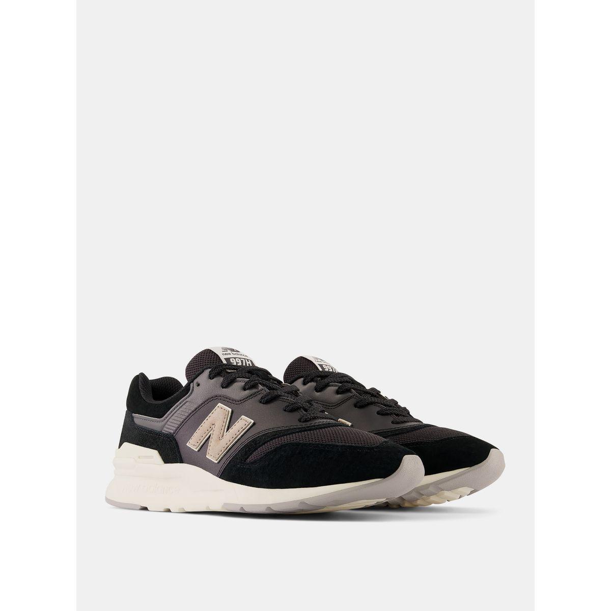 New Balance 997H Lifestyle Shoes-men-shoes-sneakers-image-3
