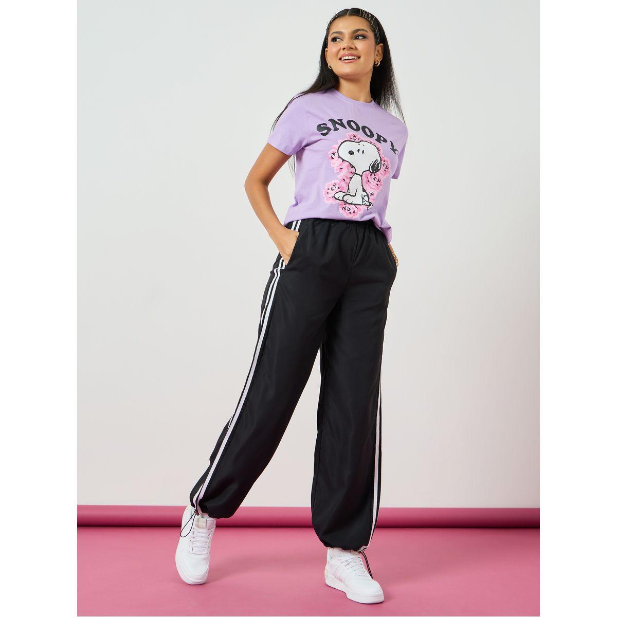Styli Regular Fit Floral Snoopy Graphic T-Shirt-women-clothing-tshirts-image-2