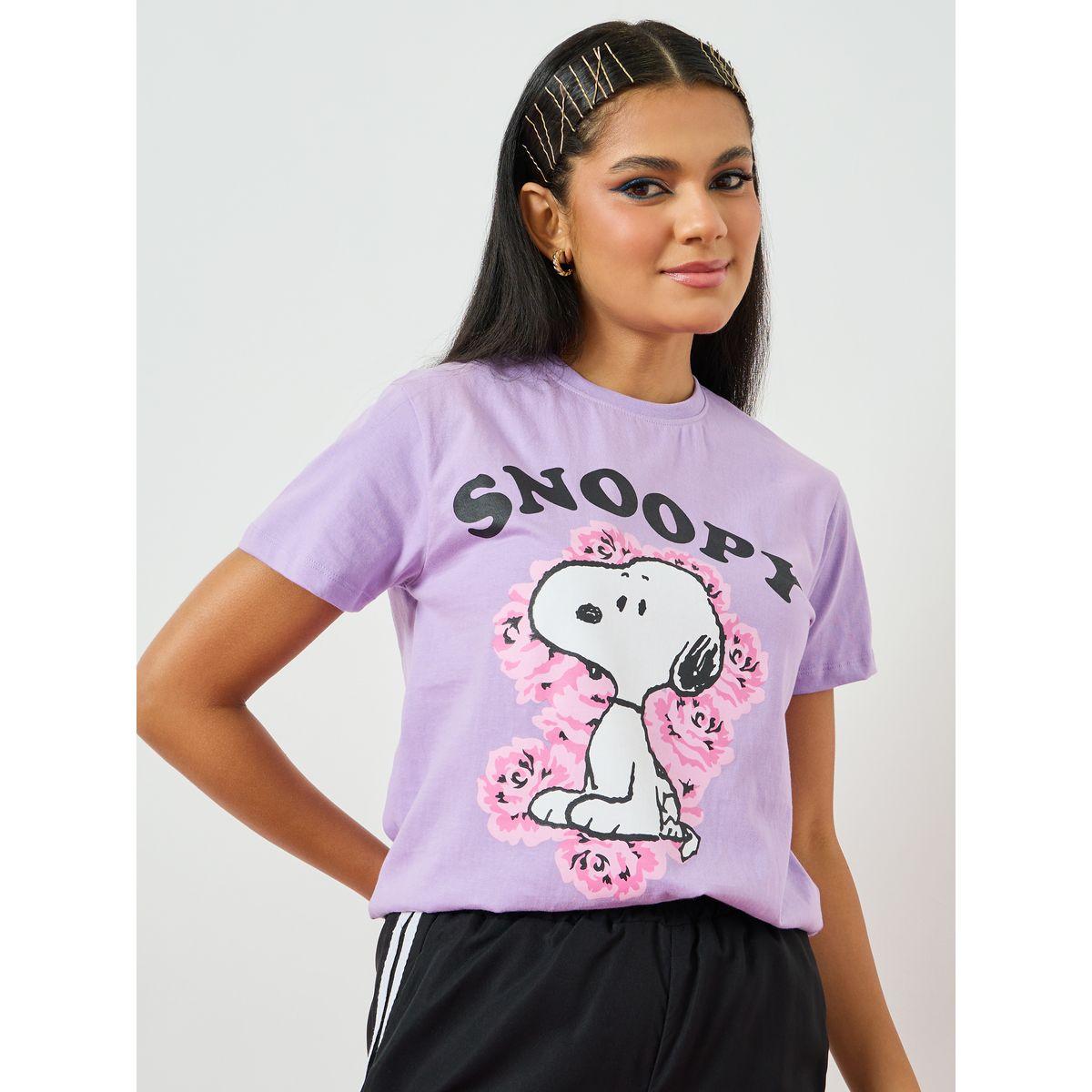 تيشيرت مطبع بطبعة سنوبي-women-clothing-tshirts-image-6