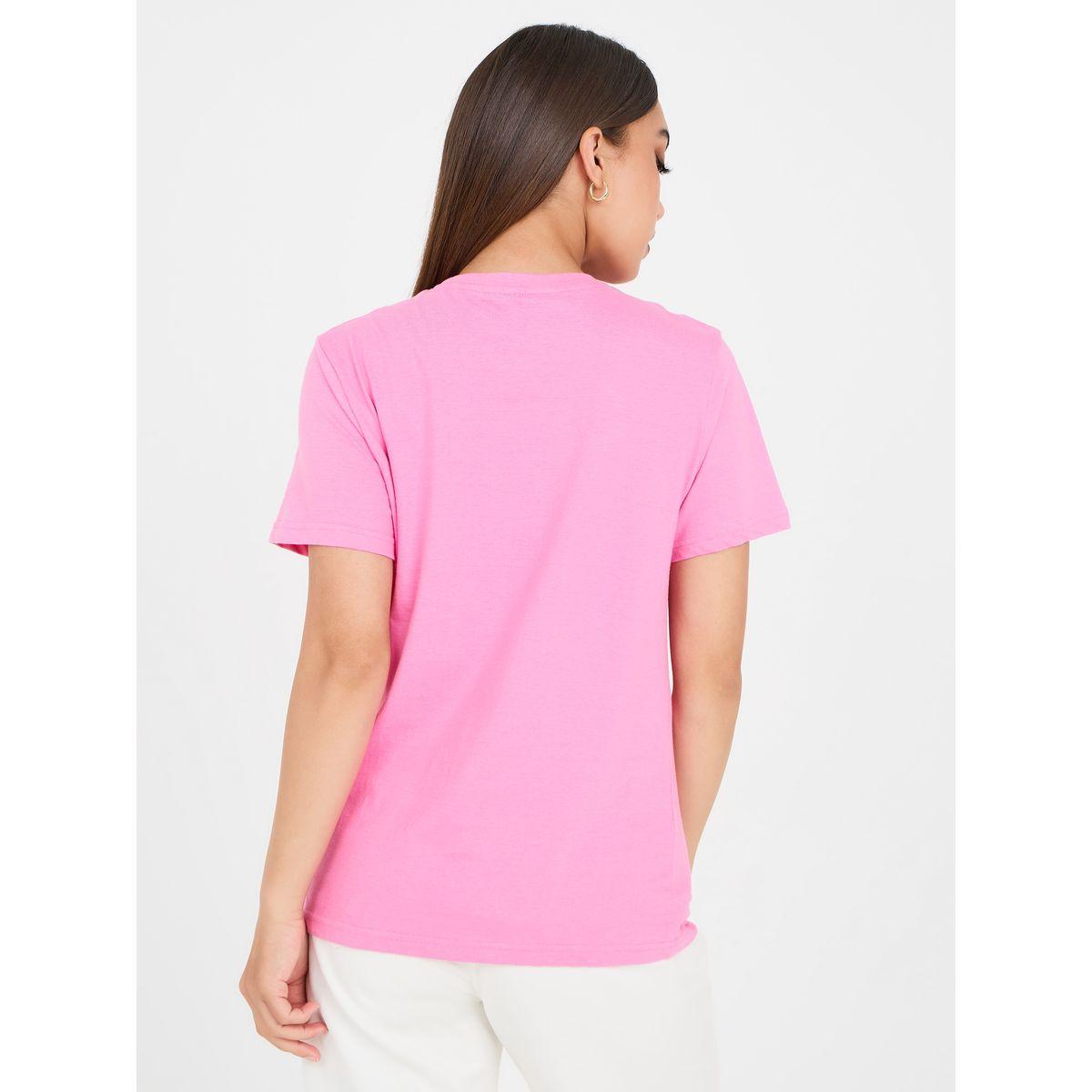 تيشيرت بقصة عادية ومطرز بكتابة-women-clothing-tshirts-image-5
