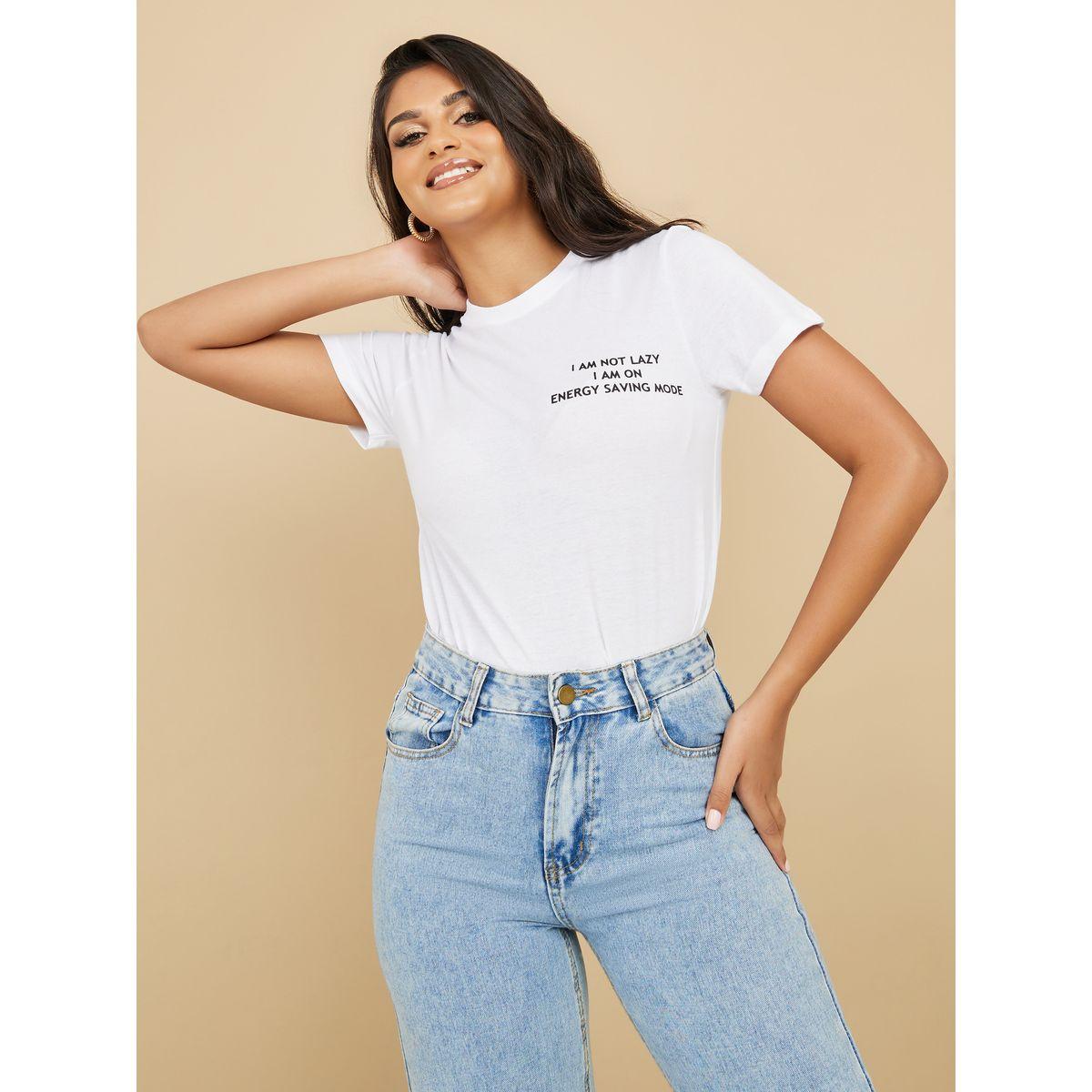 تيشيرت بقصة عادية مطبع بكتابة-women-clothing-tshirts-image-1