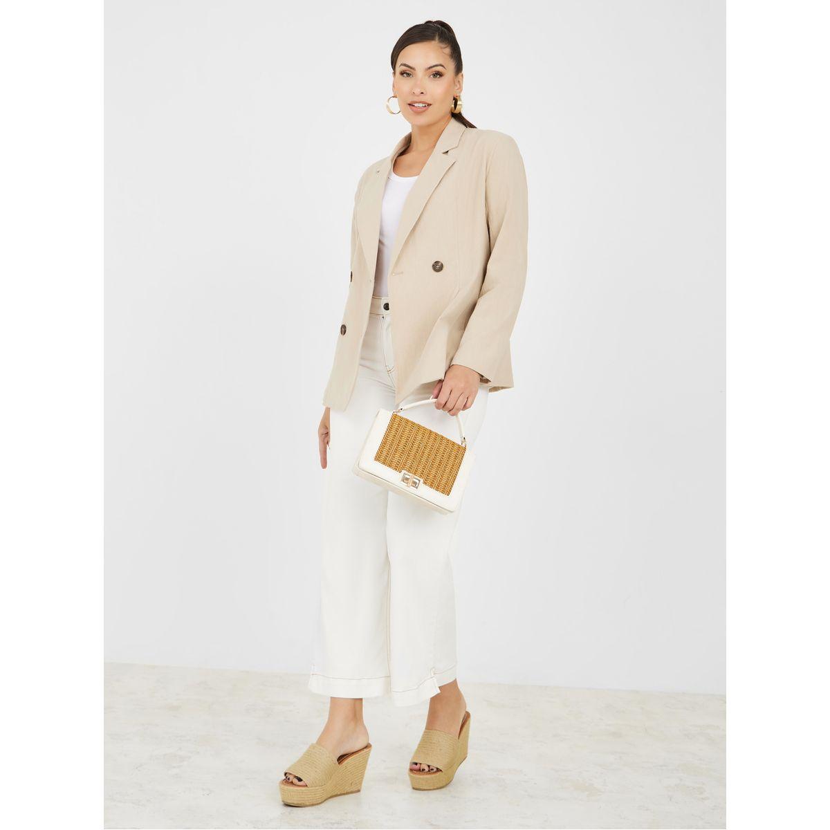 بليزر بياقة مزدوجة ومزين بأزرار-women-clothing-coatsandjackets-blazers-image-2
