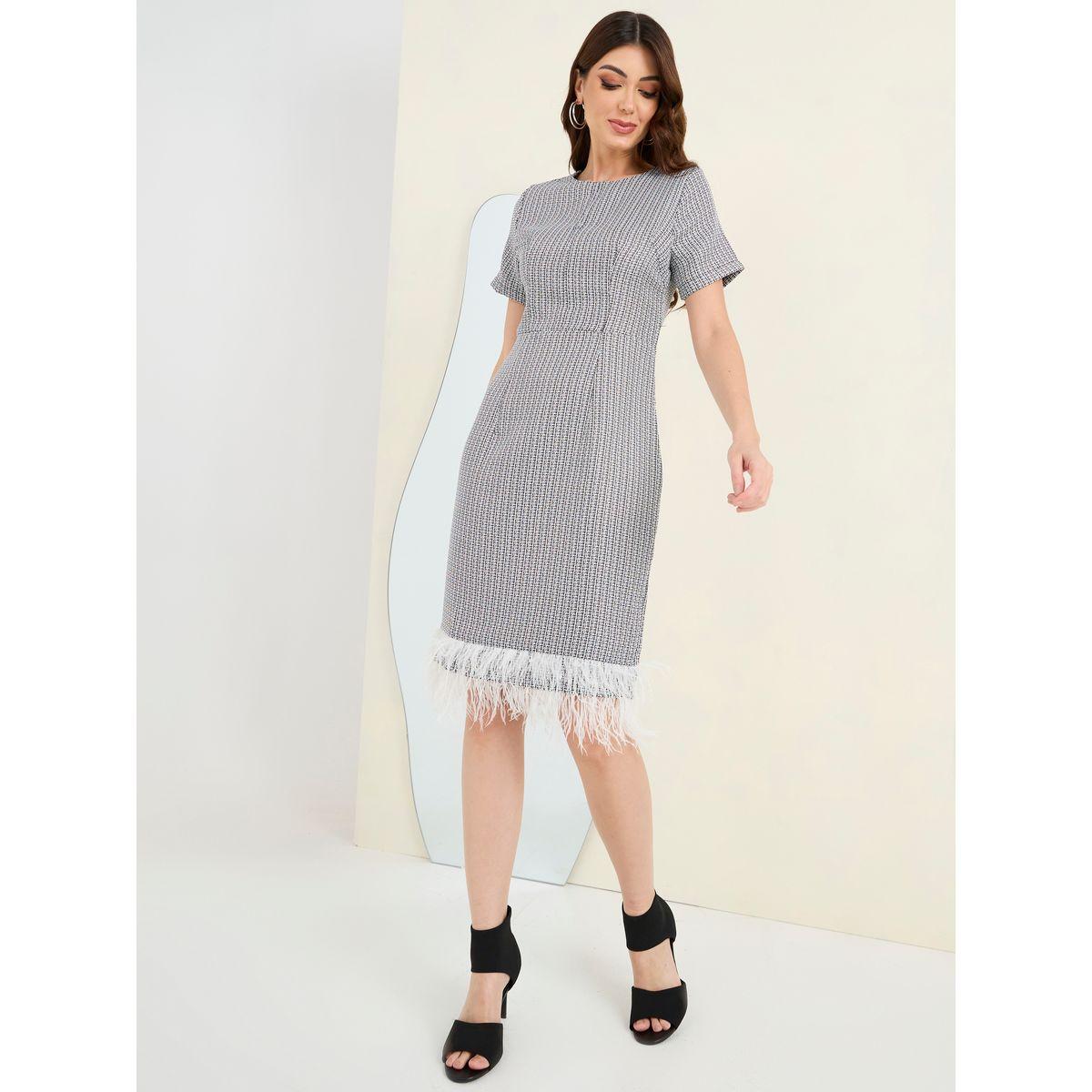 فستان بطول الركبة مزين بريش صناعي-women-clothing-dresses-image-2
