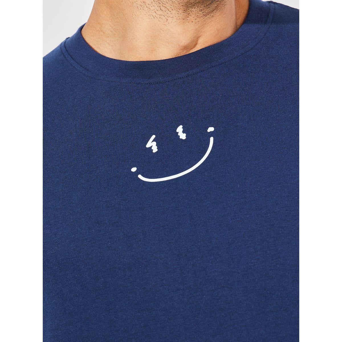 Styli Minimal Emoji Chest Print Oversized T-Shirt-men-clothing-tshirtsandpolos-tshirts-image-3