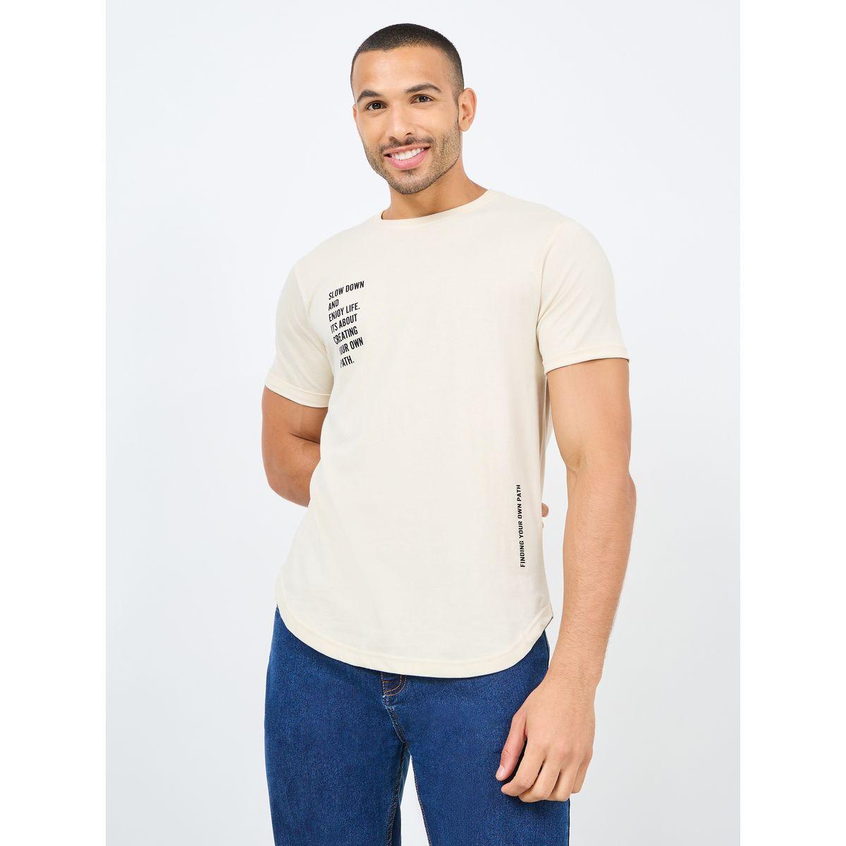 تيشيرت بحافة منحنية وطبعة كتابة-men-clothing-tshirtsandpolos-tshirts-image-1