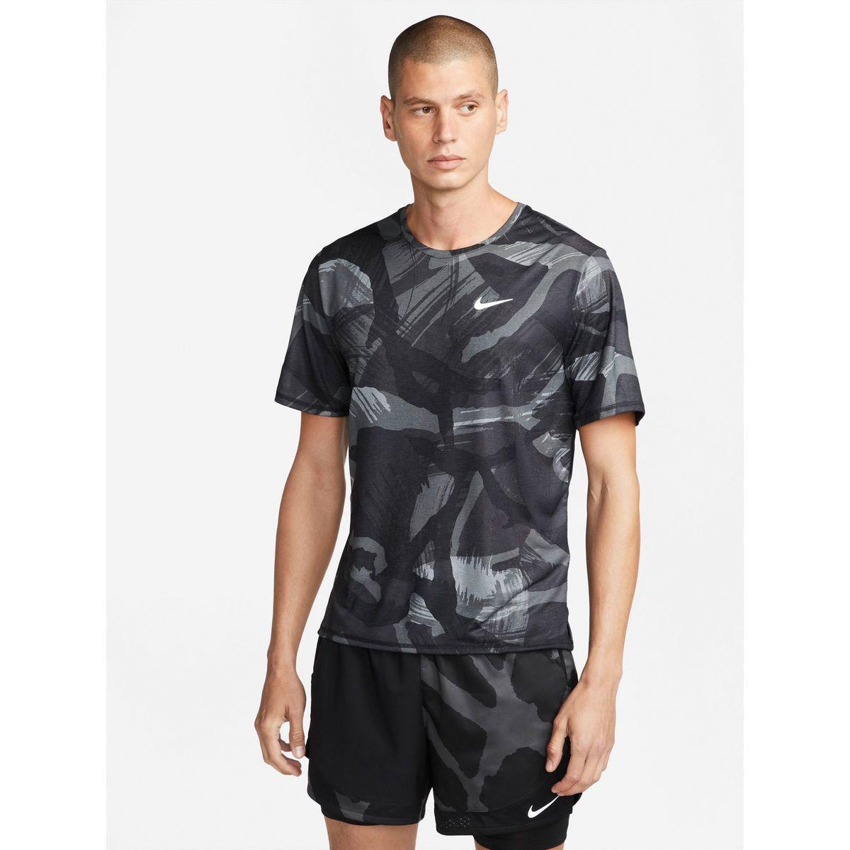 black nike camo shirt