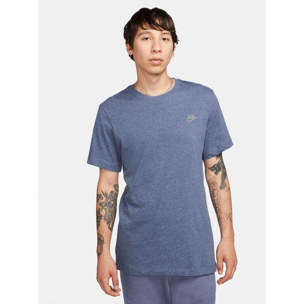 Nike Sportswear Club T-Shirt-men-clothing-sportswearandactivewear-tshirtsandpolos-image-1