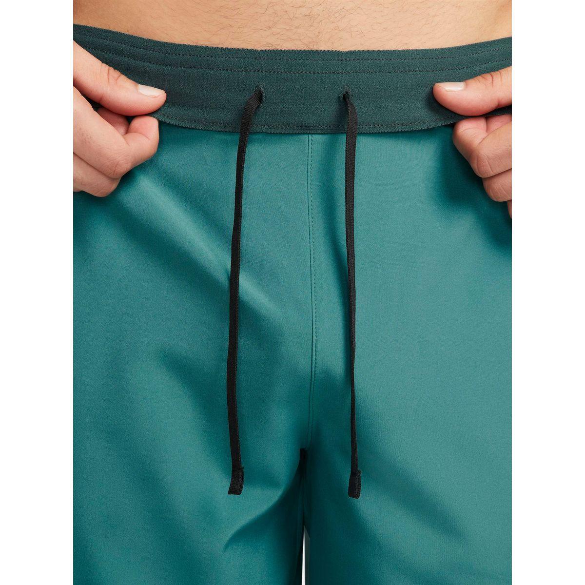شورت رياضي بتقنية دراي فت-men-clothing-bottoms-shorts-image-2