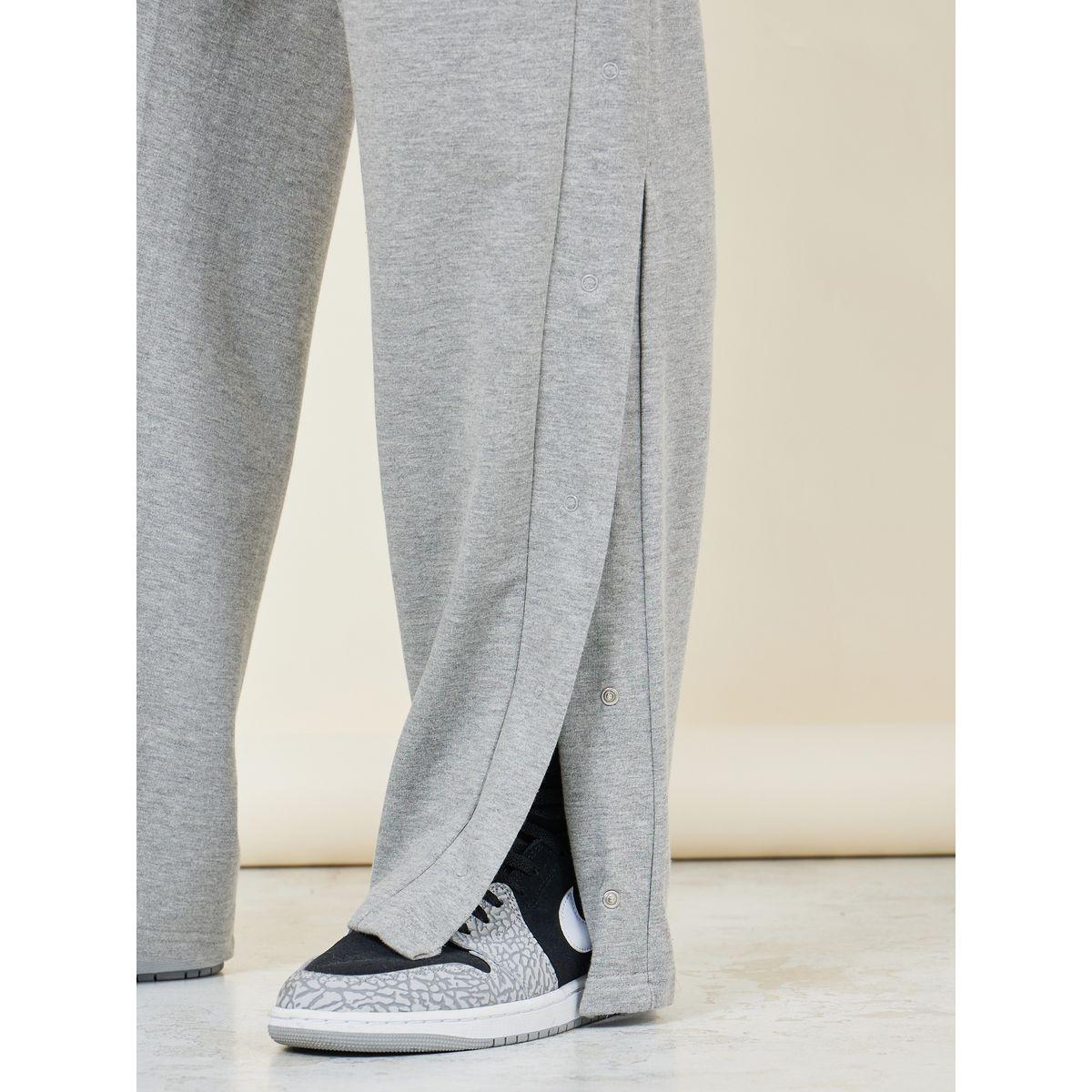 جوغر واسع بأرجل مستقيمة وأزرار بوبر-men-clothing-bottoms-joggers-image-4