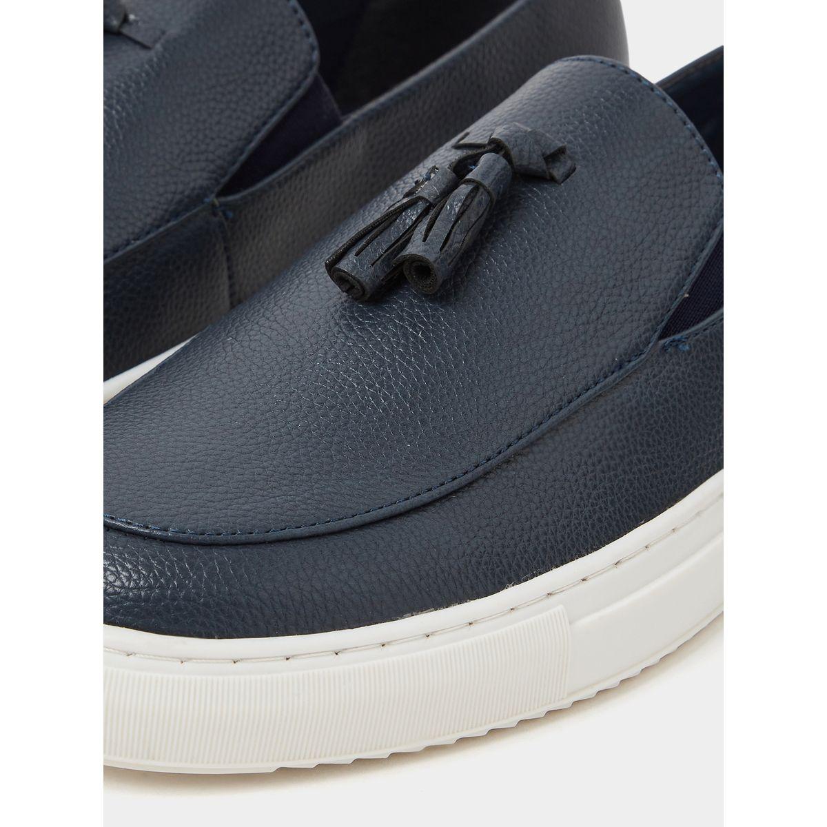 Styli Tassel Front Detail Casual Moccasin-men-shoes-loafersandmoccasins-image-3