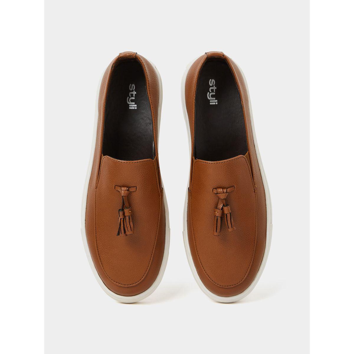 Styli Tassel Front Detail Casual Moccasin-men-shoes-loafersandmoccasins-image-5