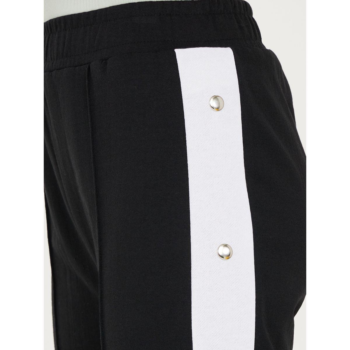 جوغر واسع الأرجل مزين بأزرار-women-clothing-bottoms-joggers-image-3