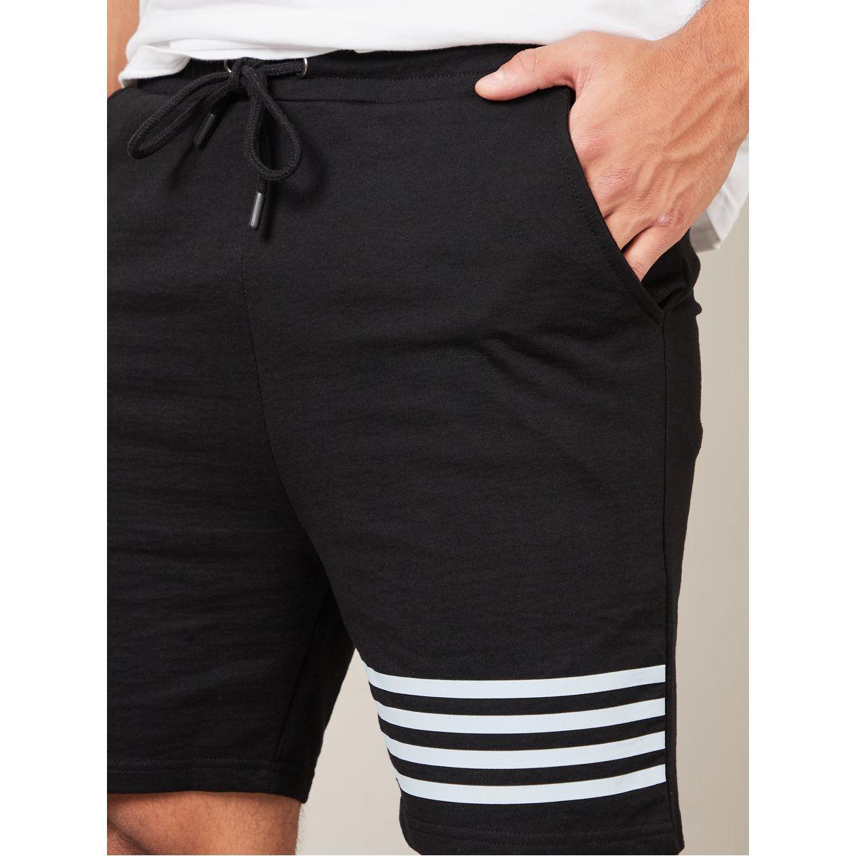شورت مخطط بقصة عادية-men-clothing-bottoms-shorts-image-3