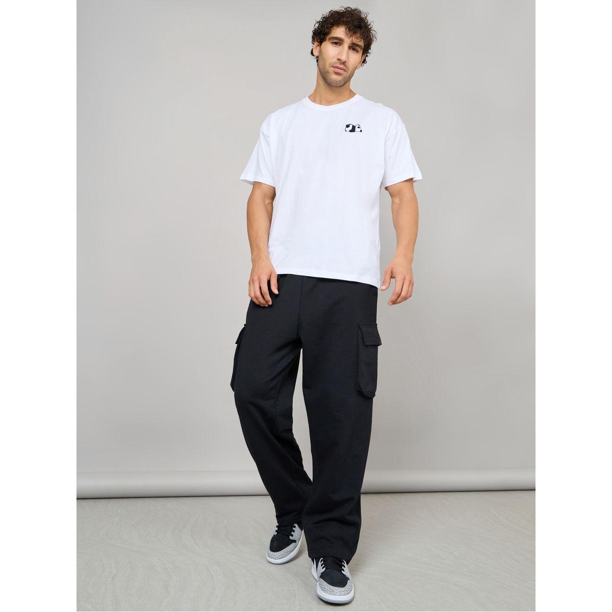 تيشيرت بقصة واسعة وتفاصيل مطرزة-men-clothing-tshirtsandpolos-tshirts-image-2
