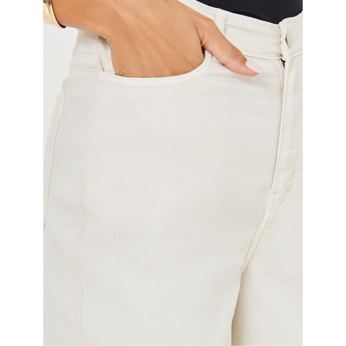 جينز بقصة موم وخصر عالي-women-clothing-bottoms-jeans-image-3