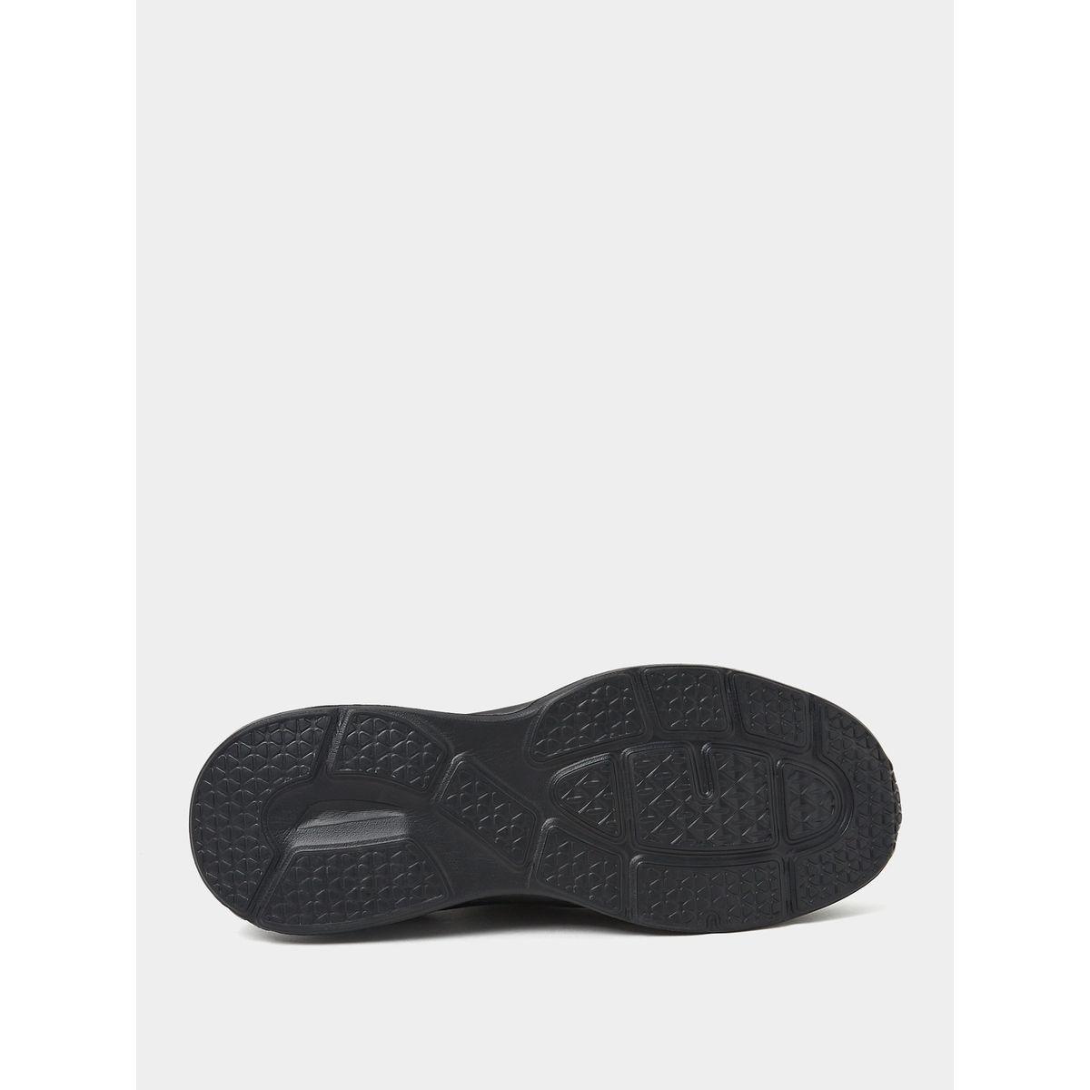 Styli Solid Slip On Sneakers with Pull Tap-men-shoes-sneakers-image-6
