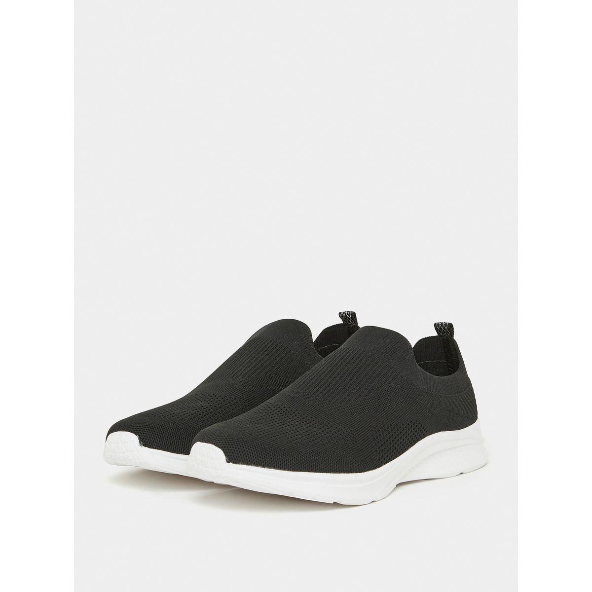 حذاء سنيكرز بتفاصيل بارزة الملمس-men-shoes-sneakers-image-5