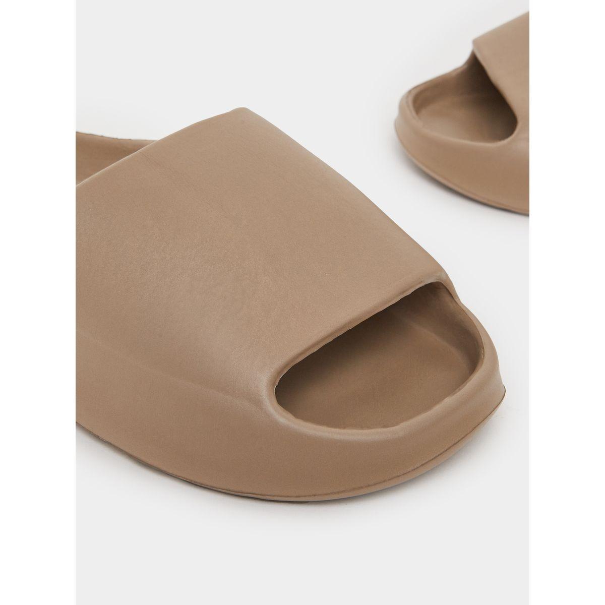 شرائح منصة صلبة-men-shoes-flipflopsandslides-image-3