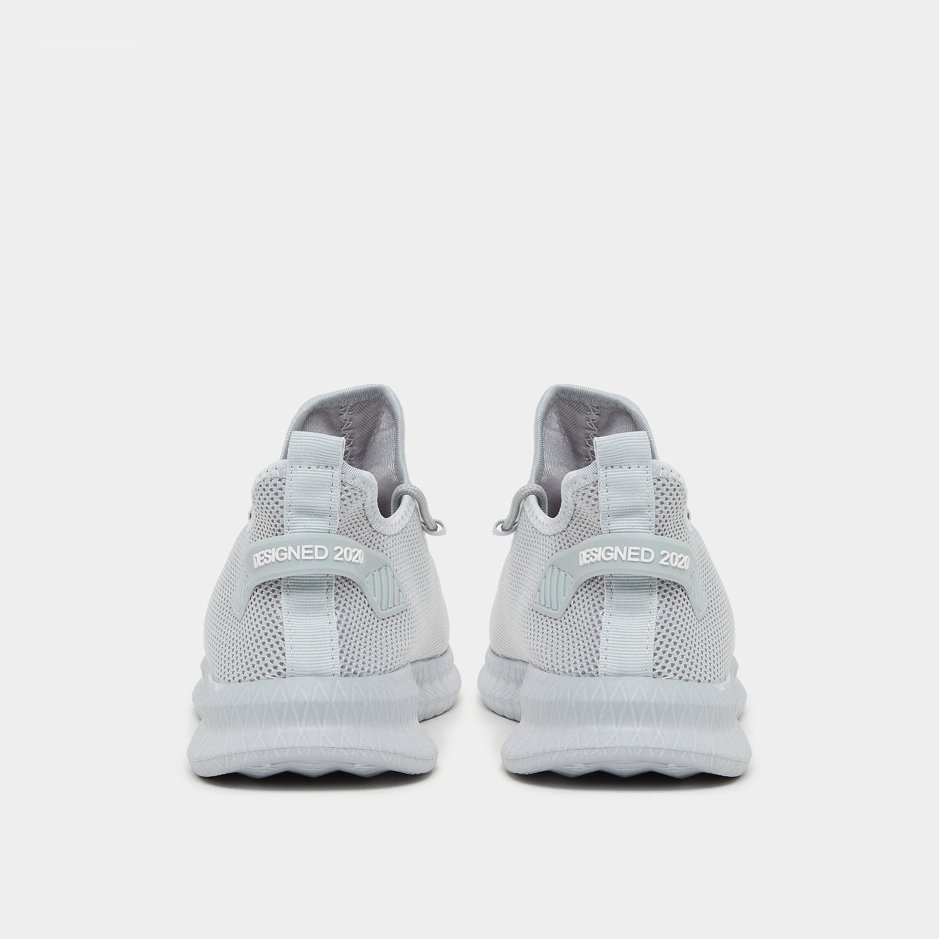 ستايلي - حذاء رياضي بتصميم محبوك برباط-men-shoes-sneakers-image-4