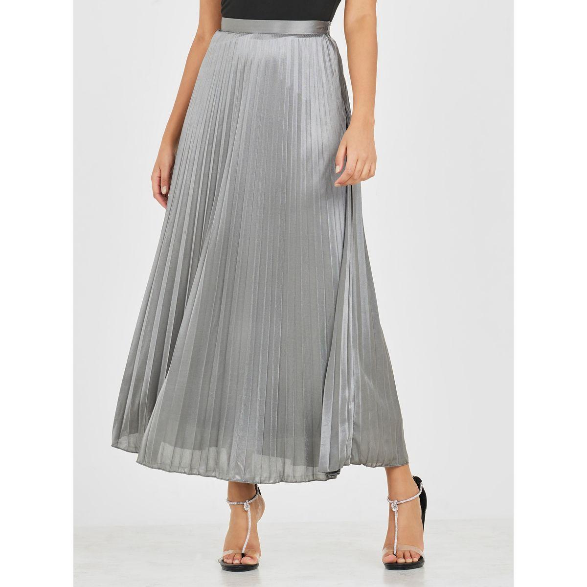Styli Pleated Shiny Maxi Skirt-women-clothing-bottoms-skirts-image-1