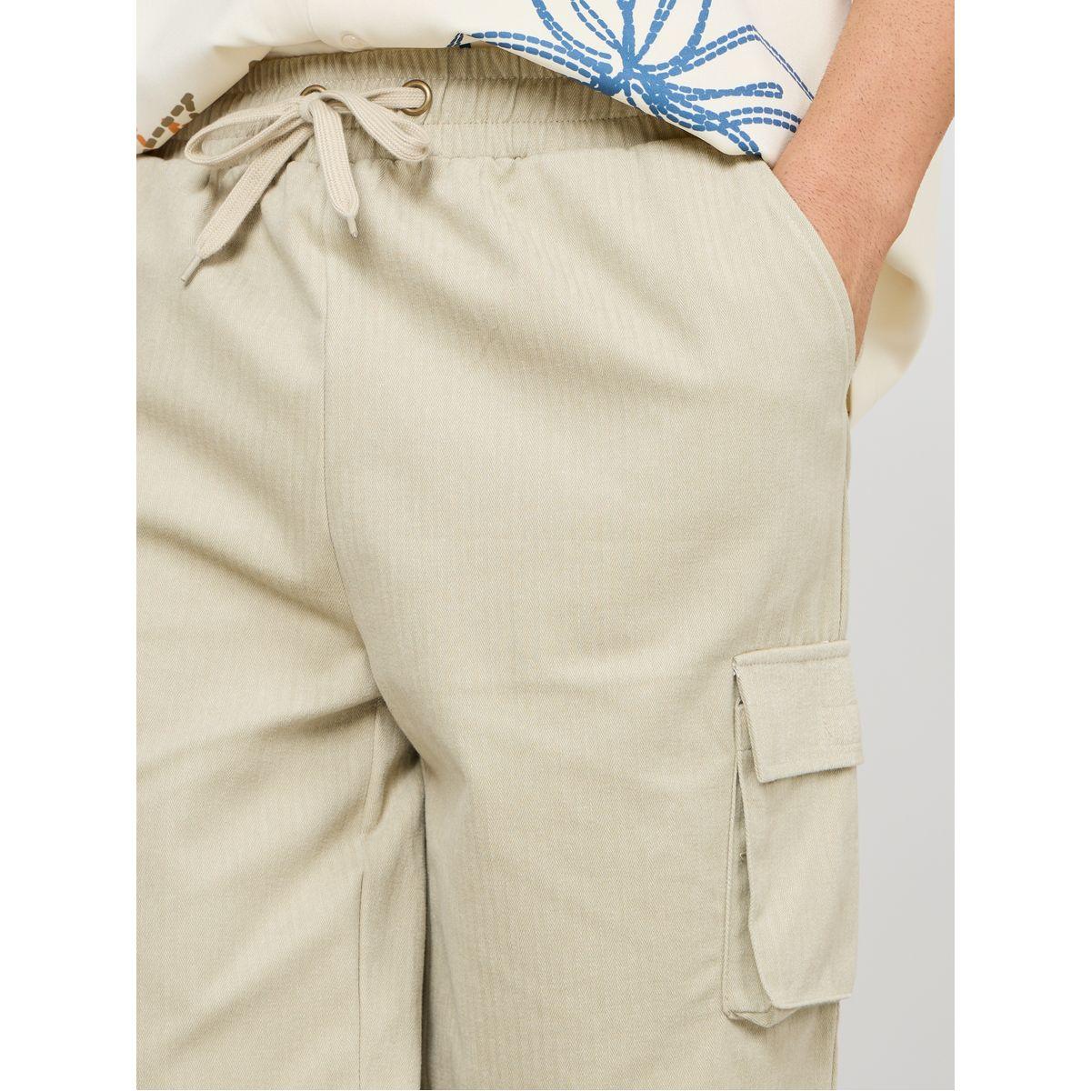 Styli Limited Cargo Fit Textured Shorts with Drawstring Detail-men-clothing-bottoms-shorts-image-3