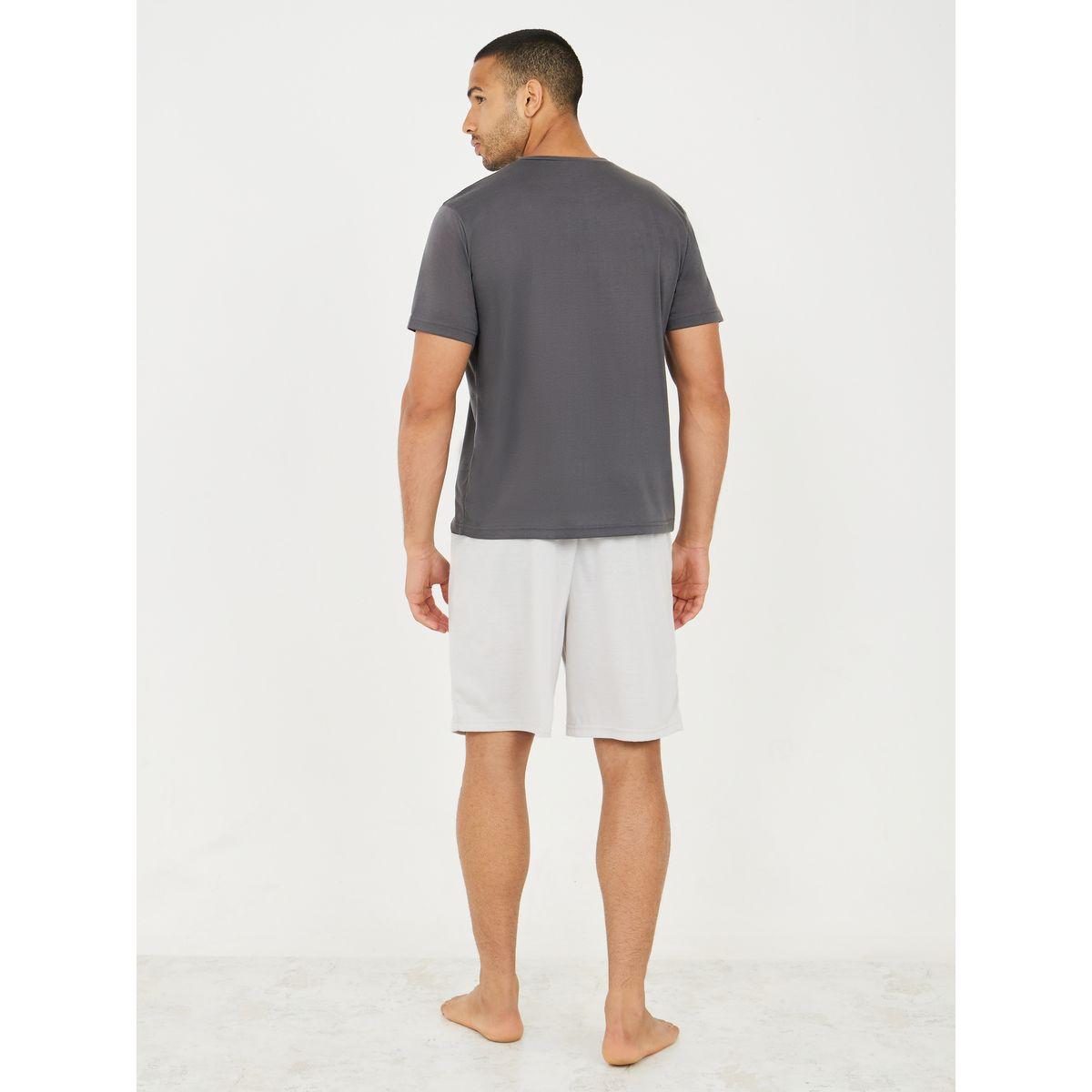 مجموعة من شورت مع تيشيرت بطبعة ناعمة-men-clothing-nightwear-sets-image-5