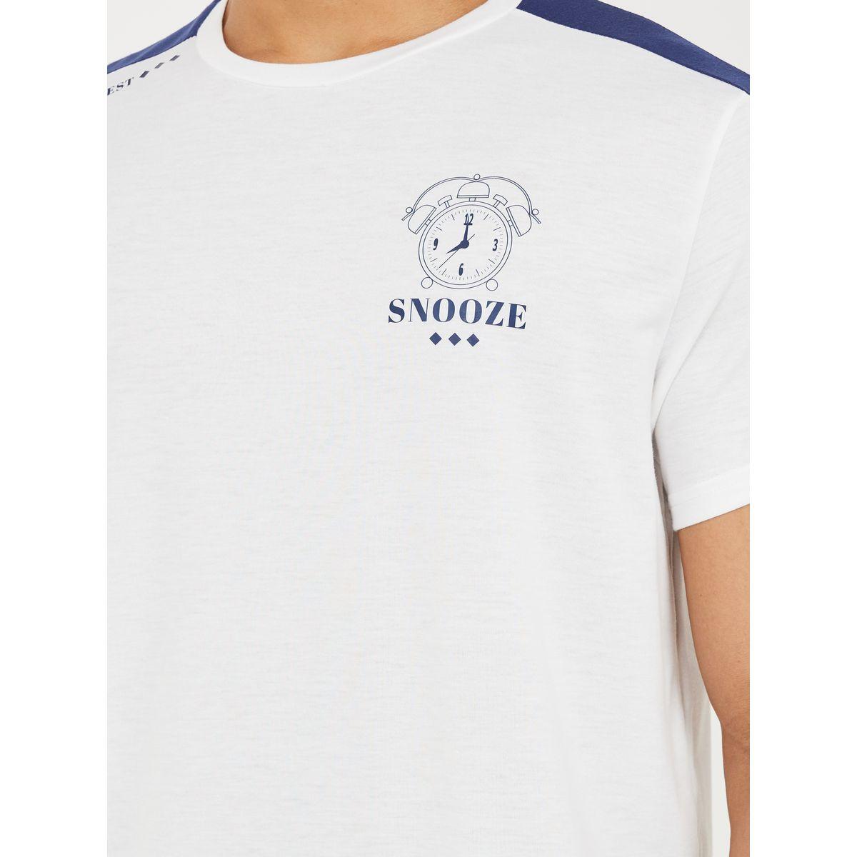 مجموعة من شورت وتيشيرت مع جيوب-men-clothing-nightwear-sets-image-3