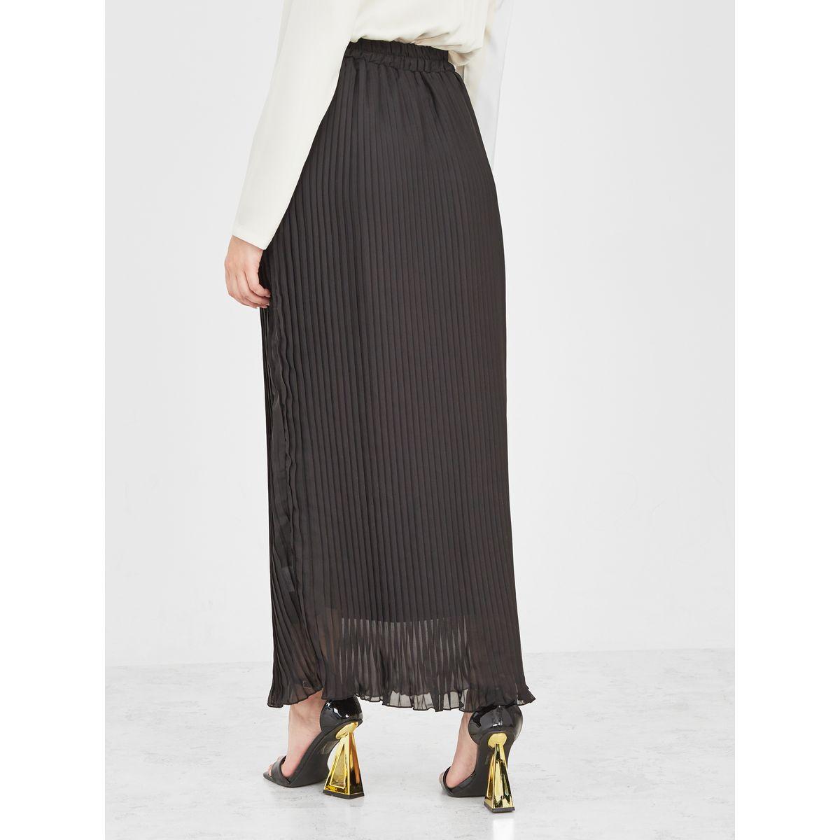 Styli Pleated A-Line Maxi Skirt-women-clothing-bottoms-skirts-image-4