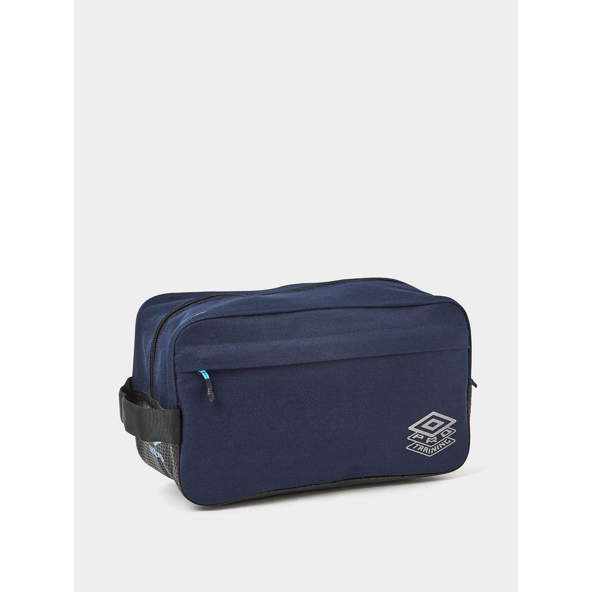 Buy Men s Umbro Pro Training Elite Shoe Bag Online Centrepoint KSA