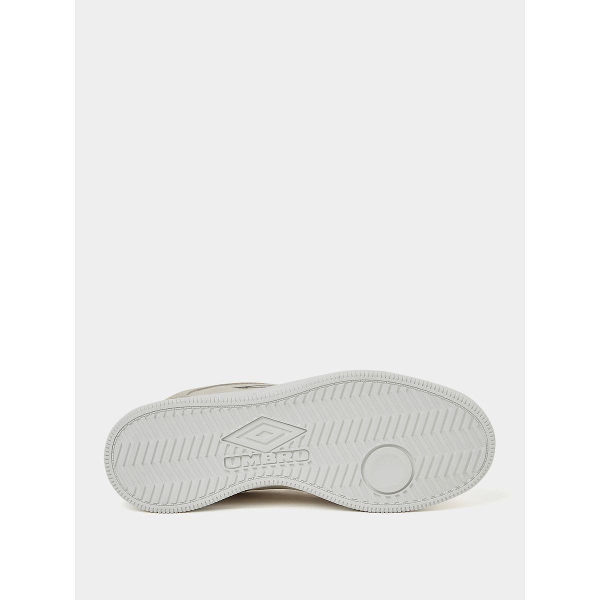 Umbro Talis Logo Detail Shoes-men-shoes-sneakers-image-6