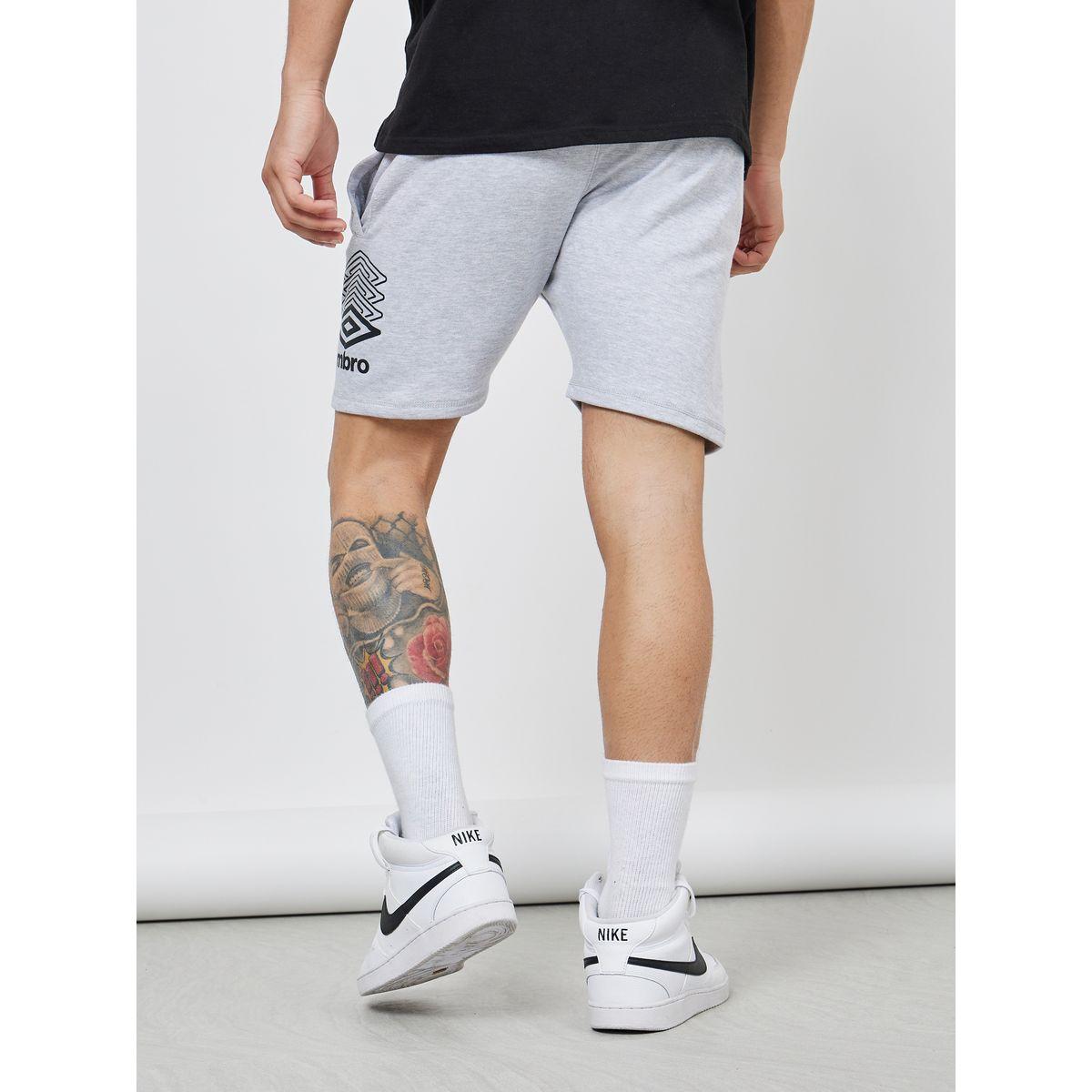 Umbro FW Terrace Short-men-clothing-sportswearandactivewear-bottoms-image-4