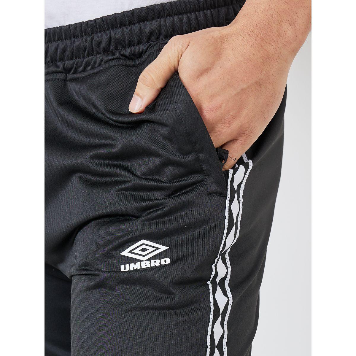 Umbro Tape Detail Trackpant-men-clothing-bottoms-joggers-image-3