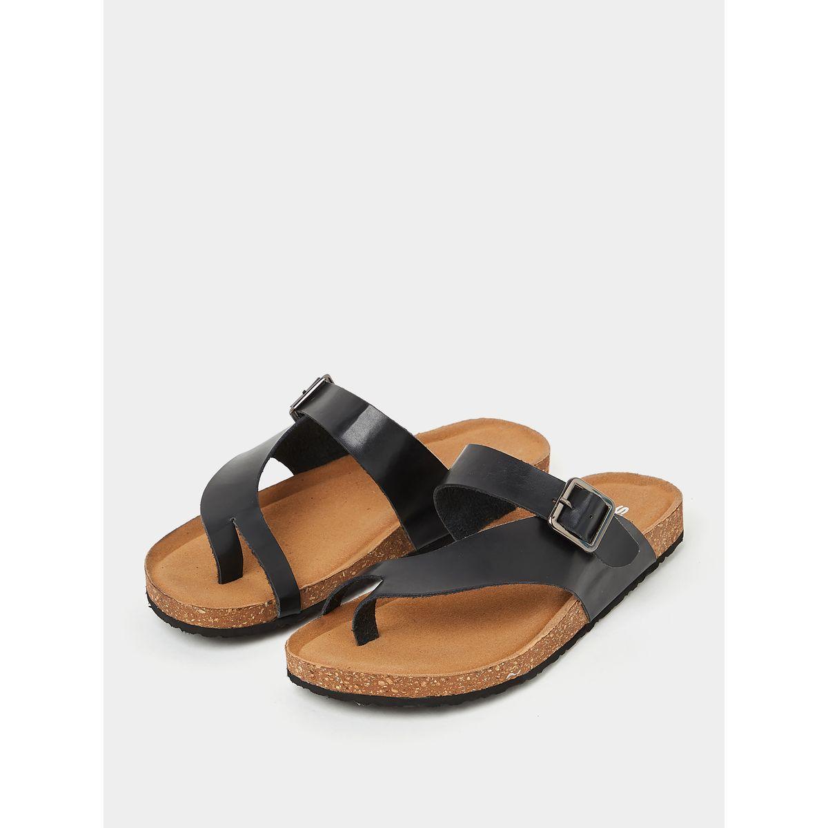 Styli Toe Post Detail Buckle Trim Comfort Sandals-women-shoes-sandals-flats-image-3