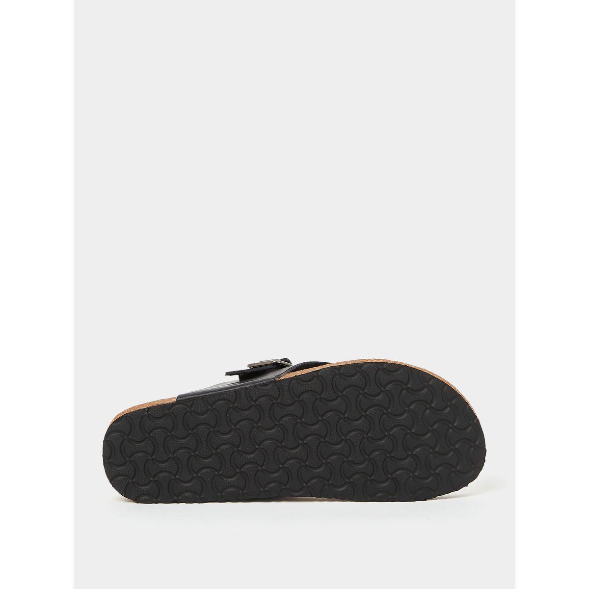 Styli Toe Post Detail Buckle Trim Comfort Sandals-women-shoes-sandals-flats-image-7