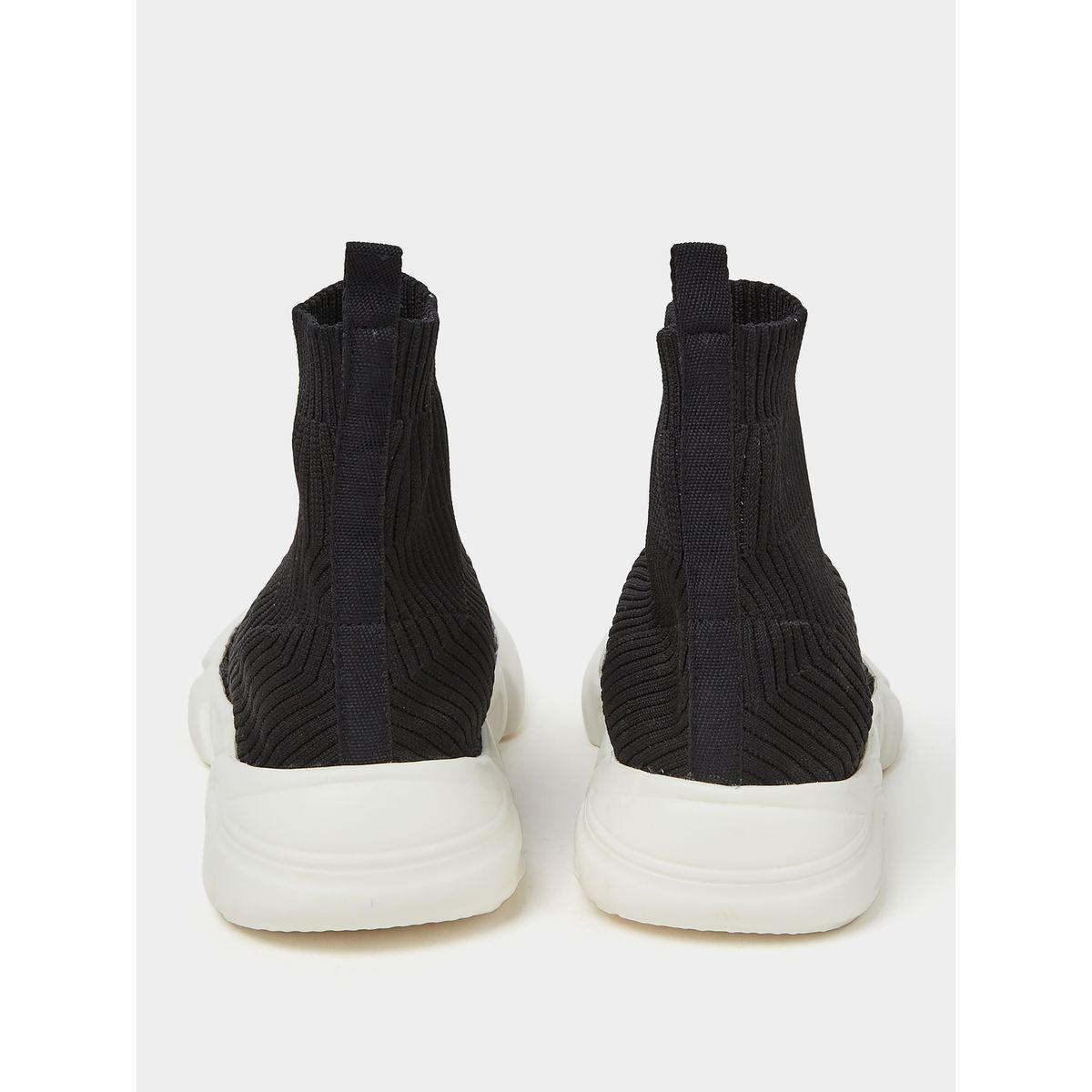 حذاء سنيكرز سهل الارتداء-men-shoes-sneakers-image-4