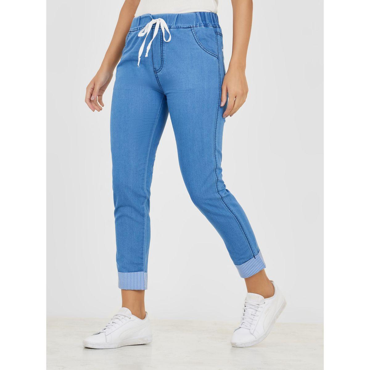 جينز بقصة مريحة وجيوب-women-clothing-bottoms-jeans-image-1