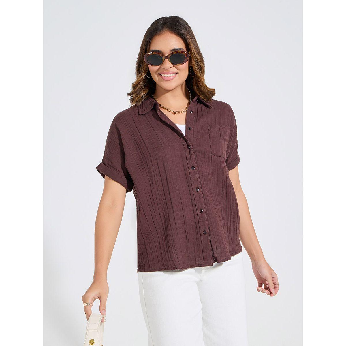بلوزة بتفاصيل بارزة الملمس مع قصة عادية وازرار-women-clothing-shirtsandblouses-shirts-image-1