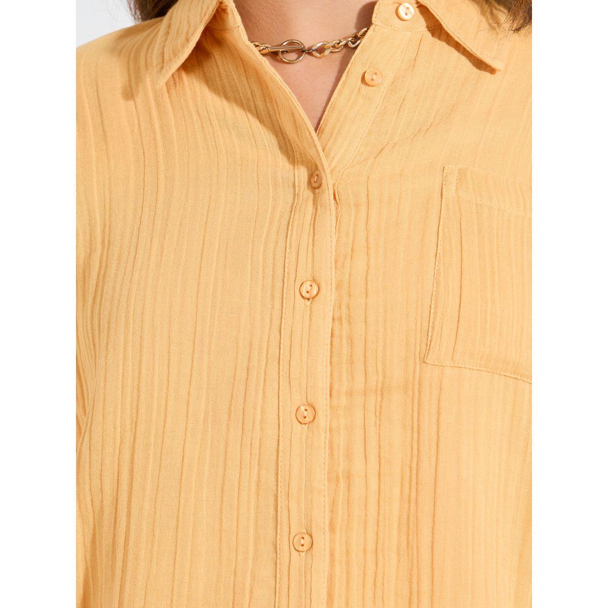 بلوزة بتفاصيل بارزة الملمس مع قصة عادية وازرار-women-clothing-shirtsandblouses-shirts-image-3