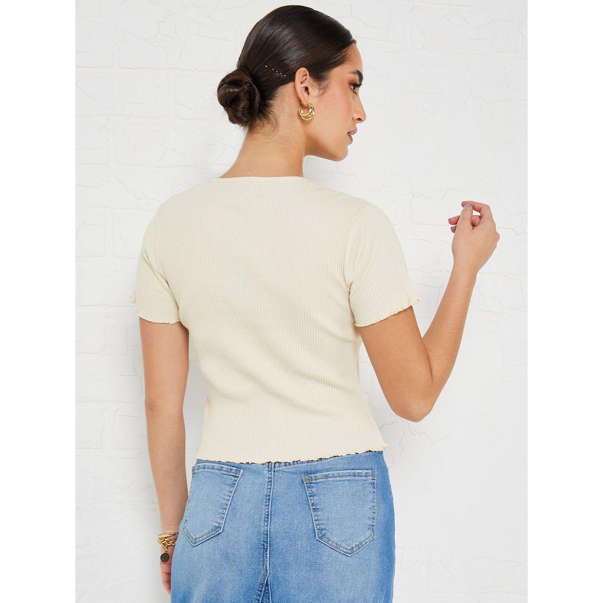 تيشيرت قصير بقصة عادية وأزرار-women-clothing-tshirts-image-5