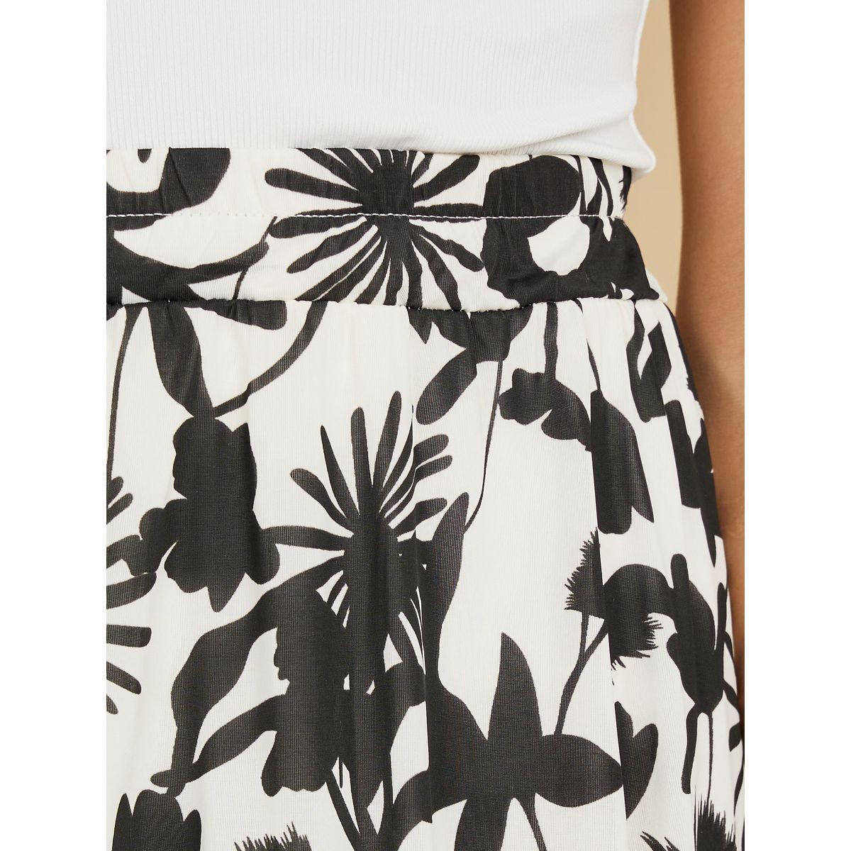 Styli All Over Print A-Line Midi Skirt-women-clothing-bottoms-skirts-image-3