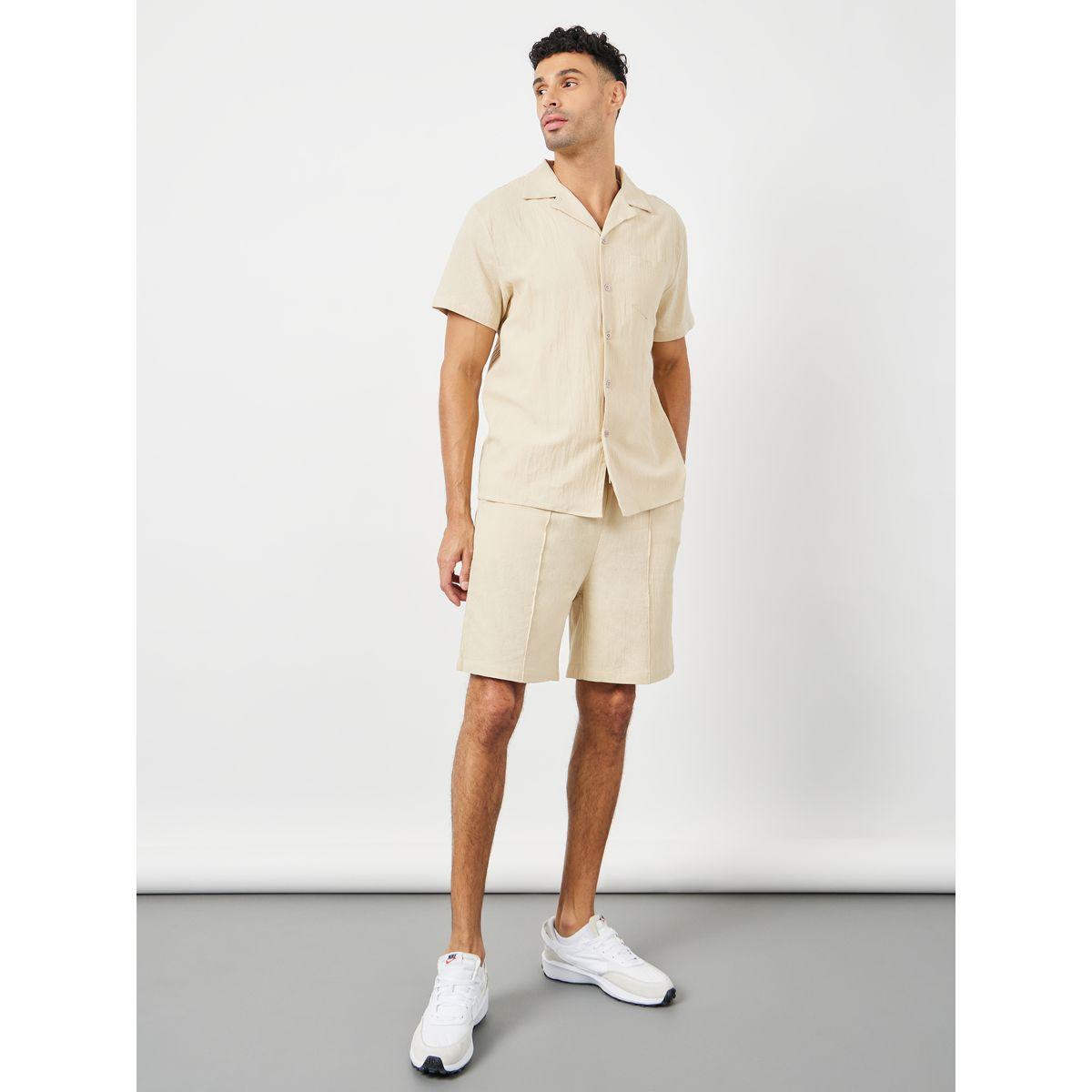 طقم منسق من ( شورت + قميص )-men-clothing-coordsets-image-1