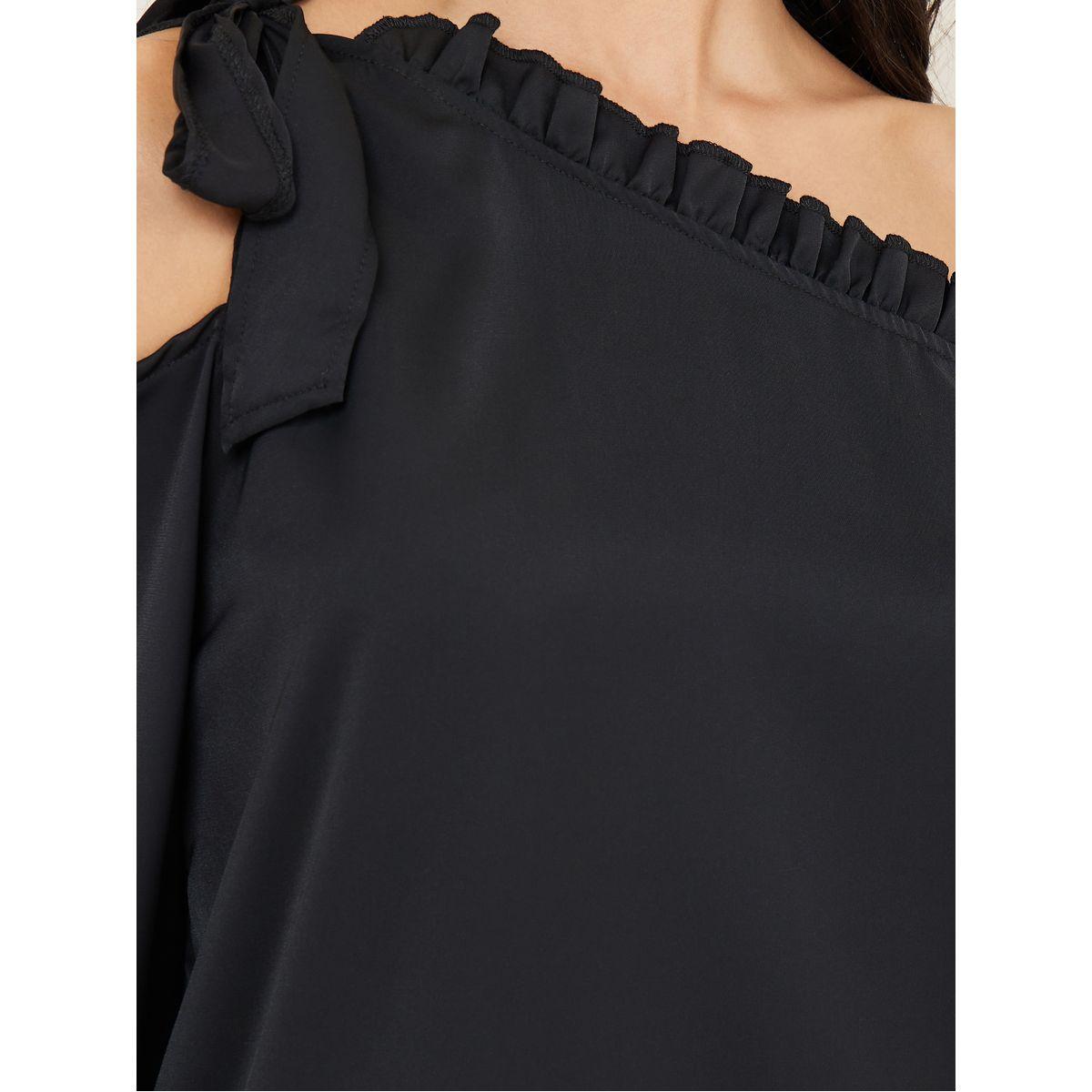 بلوزة بياقة غير متماثلة الطول-women-clothing-shirtsandblouses-blouses-image-4