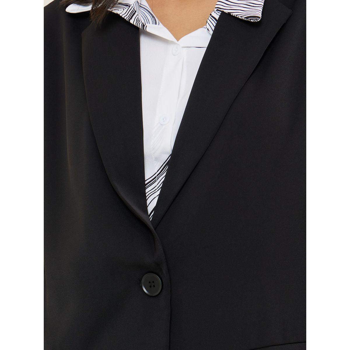 بليزر بقصة عادية واكمام مطوية-women-clothing-coatsandjackets-blazers-image-5