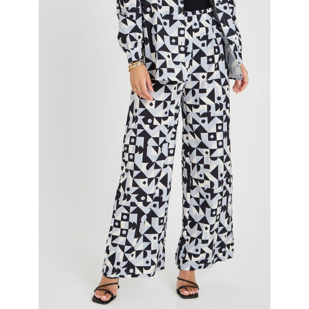 Styli Abstract Print Longline Shirt & Trouser Co-Ord Set-women-clothing-coordsets-image-6