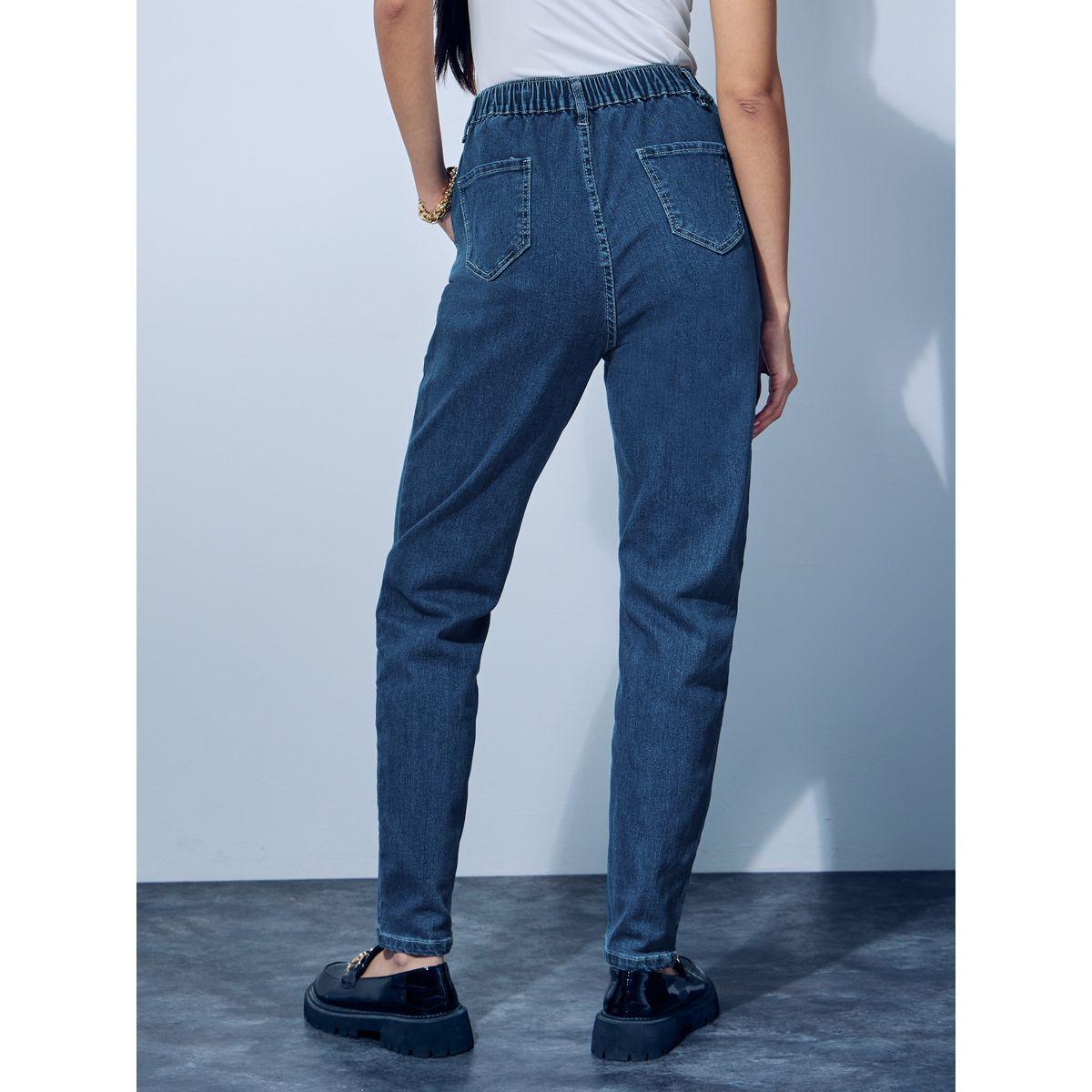 جينز بقصة موم وخصر عالي-women-clothing-bottoms-jeans-image-5