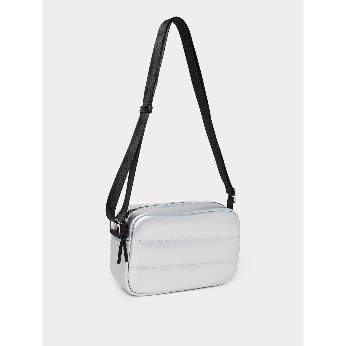 Zip closure best sale crossbody bag