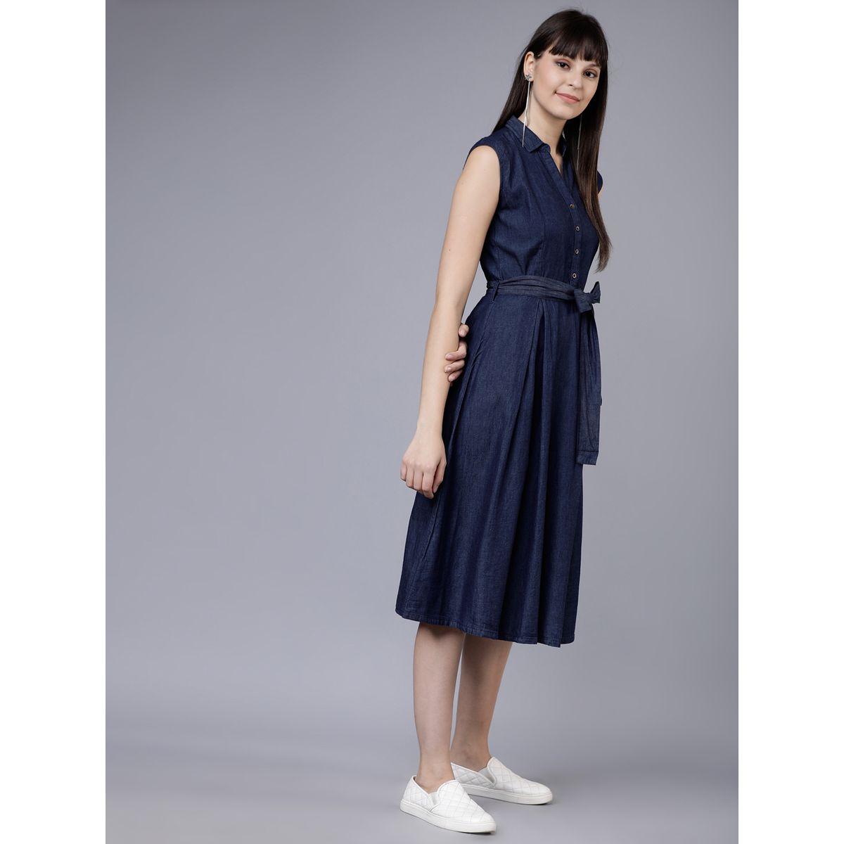 Tokyo Talkies X Styli Button Placket Denim Shirt Dress with Tie Belt-women-clothing-dresses-image-4